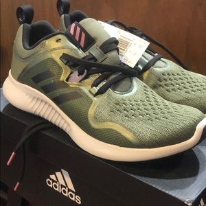 NWT- Women’s adidas running shoe